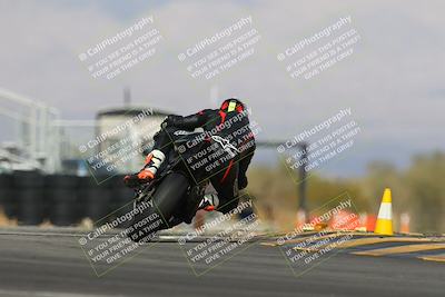 media/Mar-01-2025-Race Pace (Sat) [[ebf7b6e548]]/17-Vested (Turn 16) 210pm/
